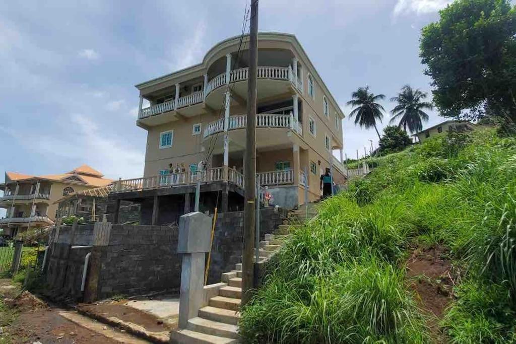 Ark Royal Of The Caribbean Apartment Arnos Vale Bagian luar foto